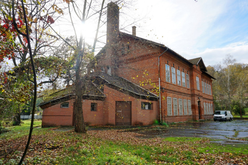 Miskolc, Szén utca 11.